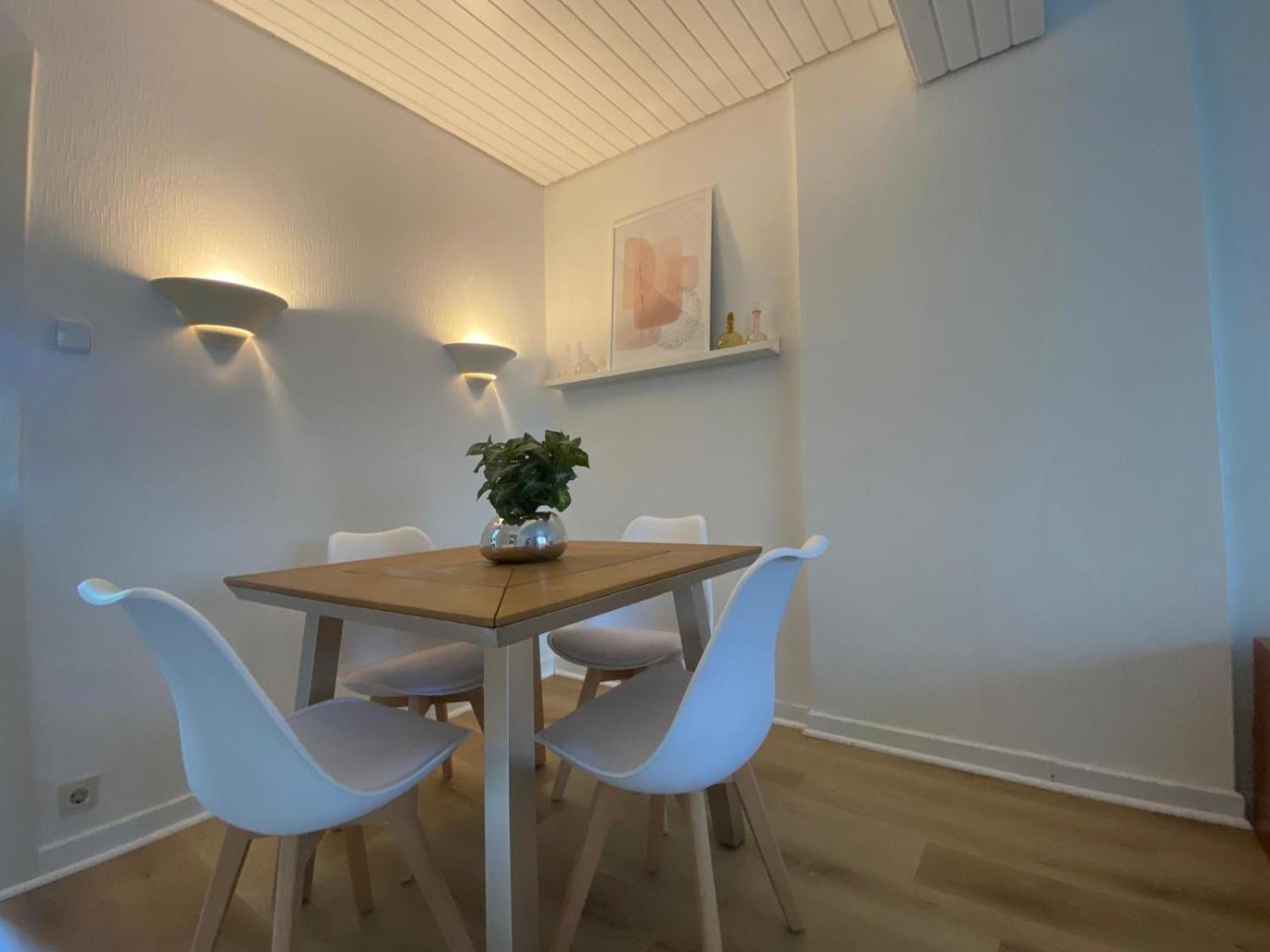 Comfort With Garden Apartment Meerbusch