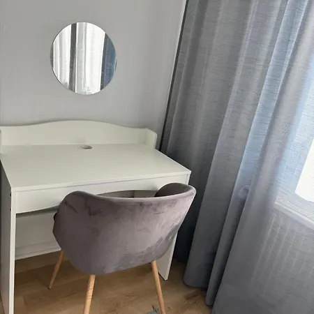 Central Comfort Home With Garden Meerbusch Zimmer foto